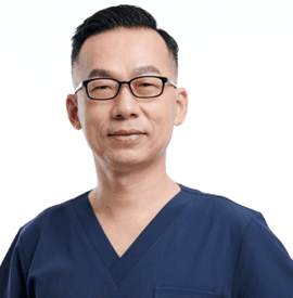 何旭爵醫師-隆鼻手術推薦醫師|台北|台中|高雄 何旭爵醫師